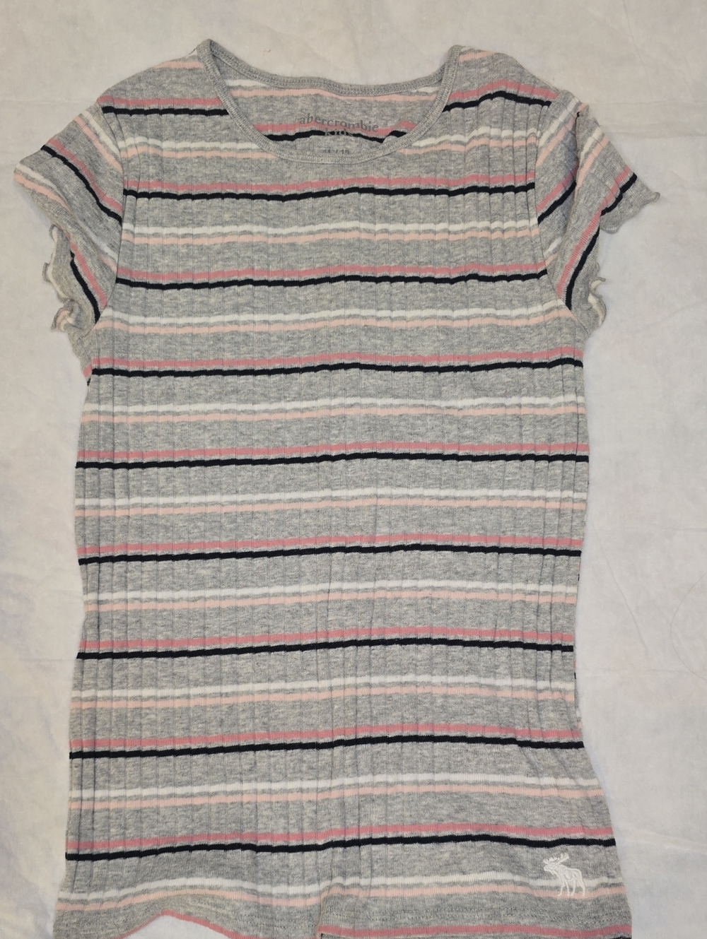 Abercrombie & Fitch Ribbed Short Sleeve Tee in Gray, Pink & Black
